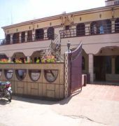 Rn Holidays Hotel Udagamandalam Exterior foto